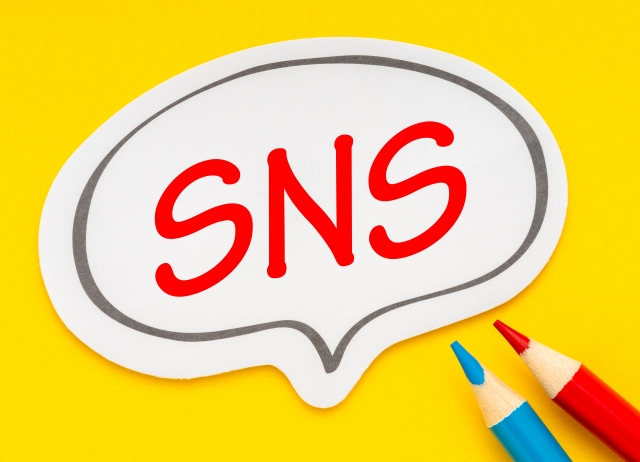 浮気相手のsnsを特定する方法｜自力調査のリスクとプロの技