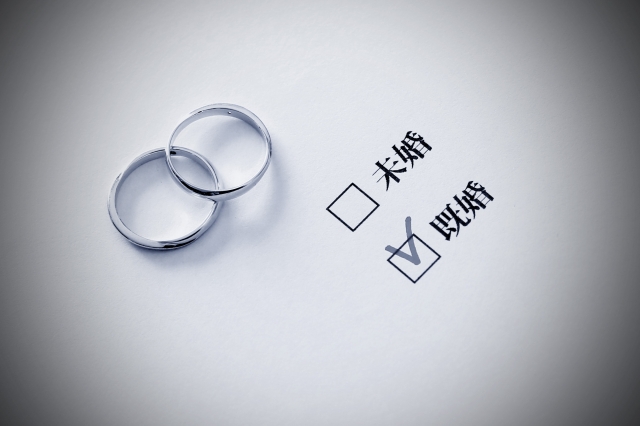 浮気してるかも？結婚指輪を外す夫＠自分でできるチェックとは